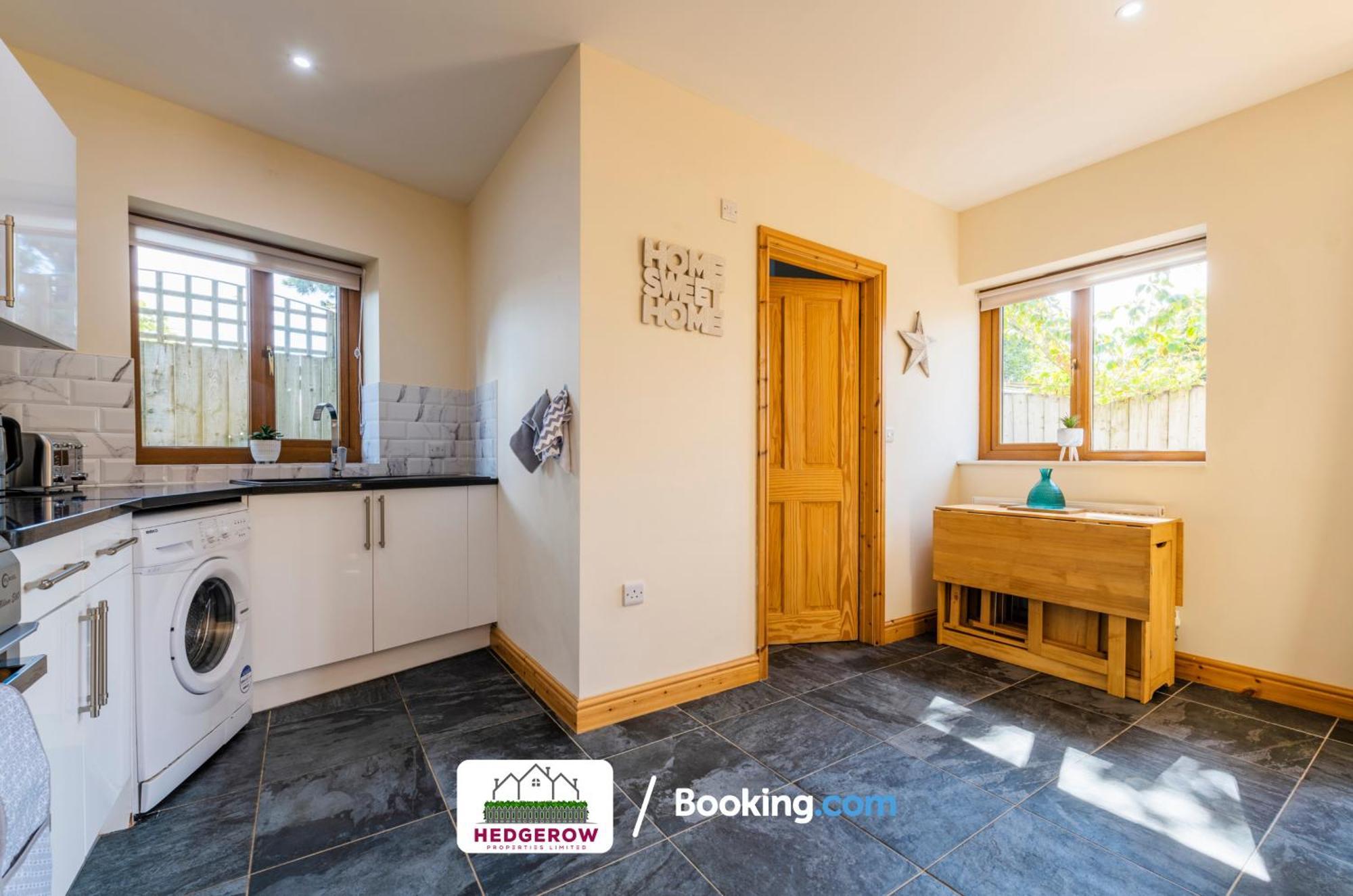 Secure 2-Bed Escape For 6 With Tranquil Garden L Special Deals L Last-Minute Deals L Truro Kültér fotó